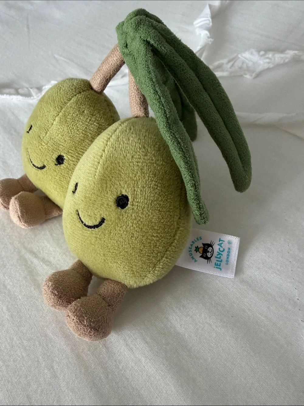 Olive JellyCat - Picture 2 of 3